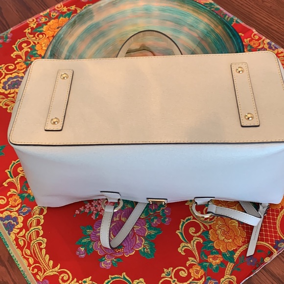Dooney & Bourke Gently used condition-Large - Picture 3 of 9
